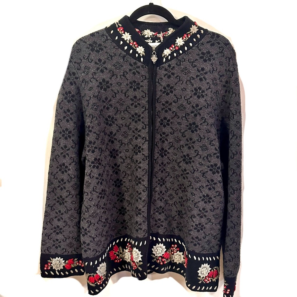 August Max Woman Vtg Size 1X Lambs Wool Cardigan Christmas Embroidery Zip Front